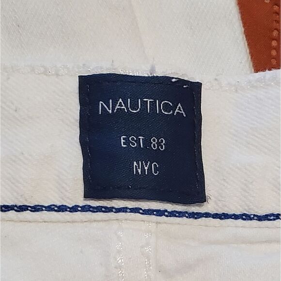 Nautica Straight Fit Jeans - Size 30 x 32 - Picture 6 of 8